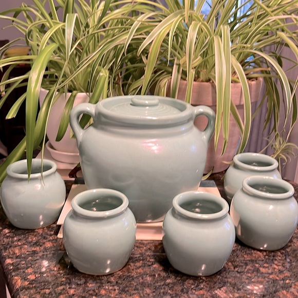 Vintage Glazed Pottery Bean Chili-Soup lg Pot w/6 crocks Signed USA Blue Green - Picture 3 of 12